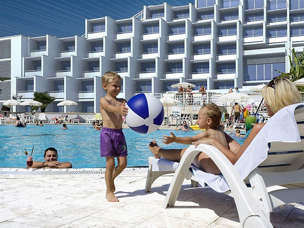 Pical Apartments Пореч Екстериор снимка